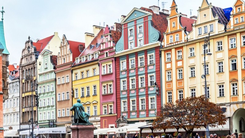 Polish commodity trade turnover returns to solid growth