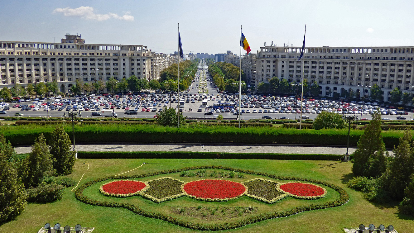 Romania's market-friendly coalition splits, minority government beckons