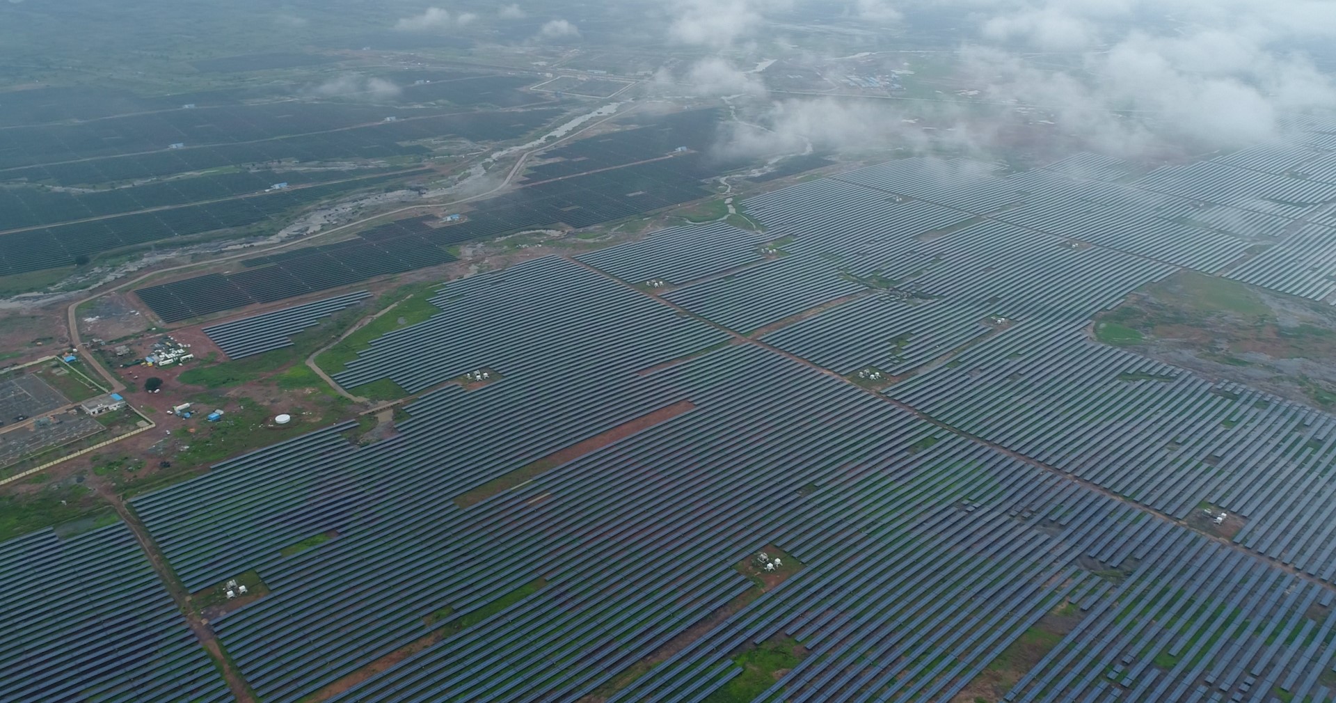 India: Size isn’t everything! Modi's 750MW solar project achieves many firsts
