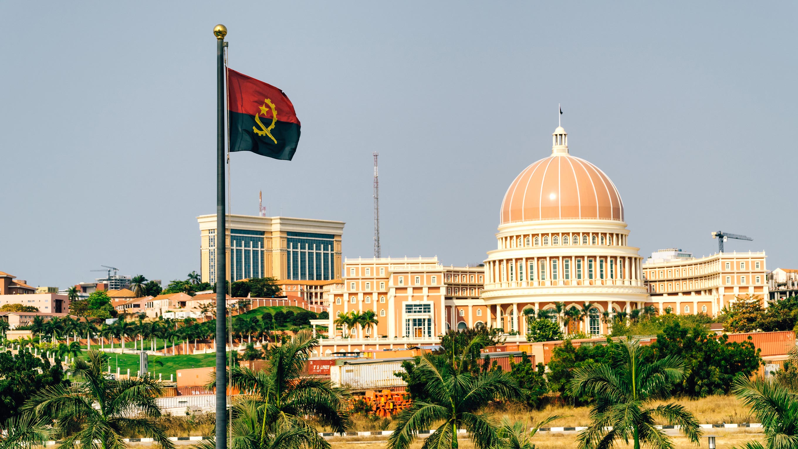 Angola's post-pandemic economic outlook (presentation)