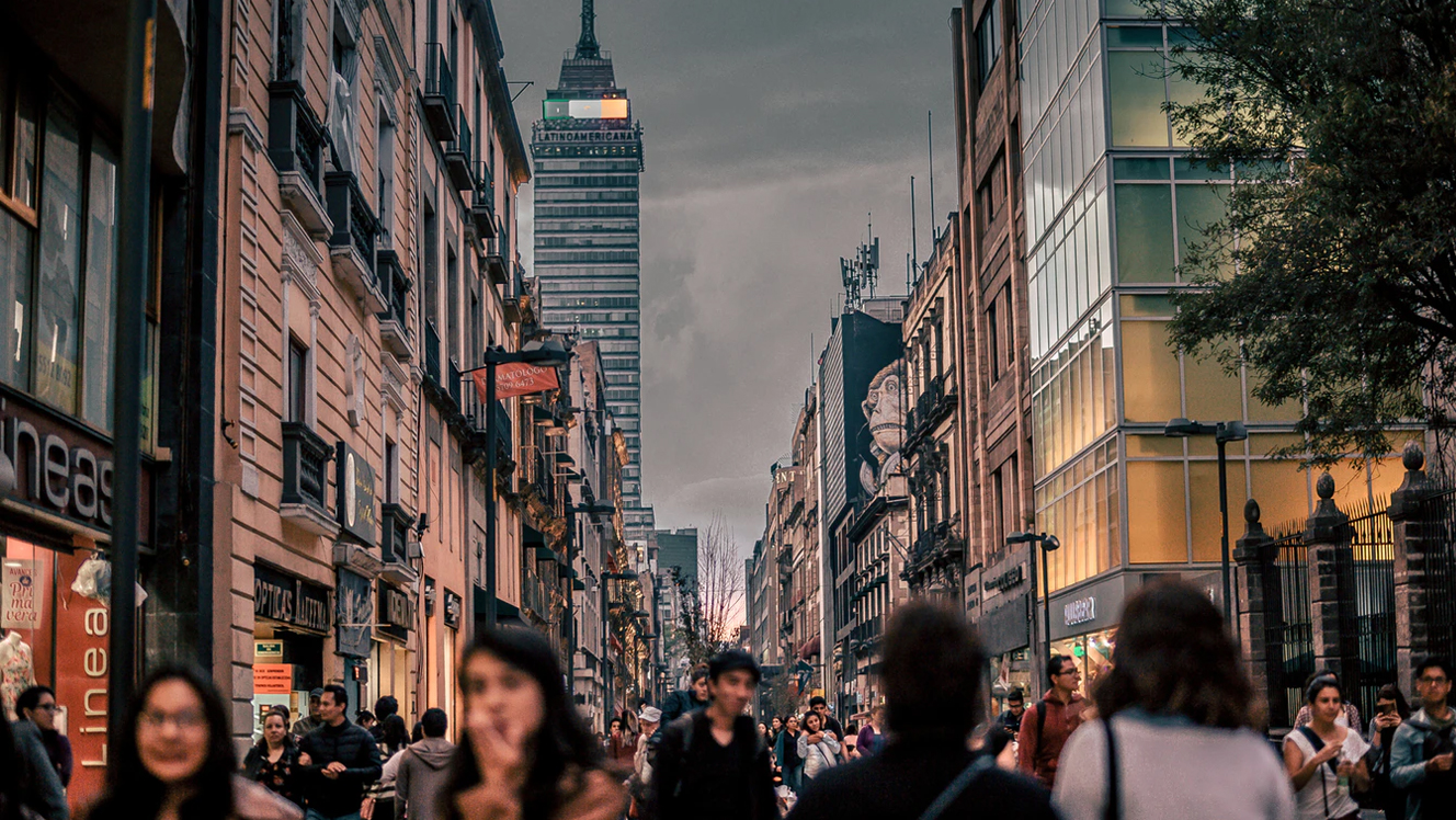 Mexican government presents new investment plan with private sector