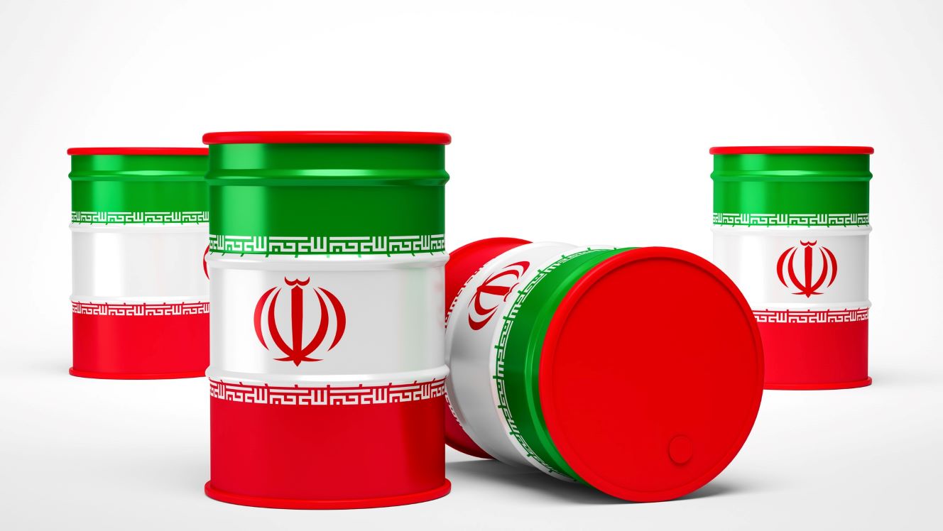 Iran's new oil pipeline avoids Hormuz but it really needs new output capacity